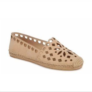 Tory Burch tan cutout flat espadrilles size 7.5